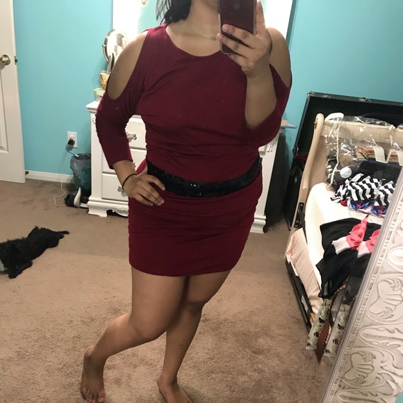 Maroon dress - Picture 2 of 2